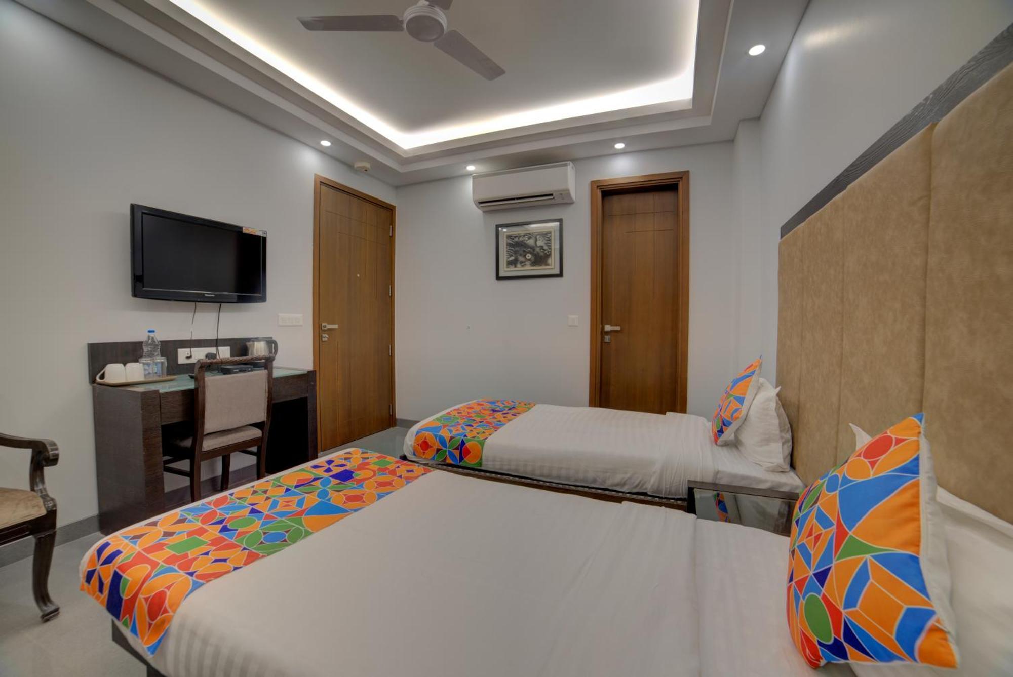 Exotica Near Aiims 3* New Delhi